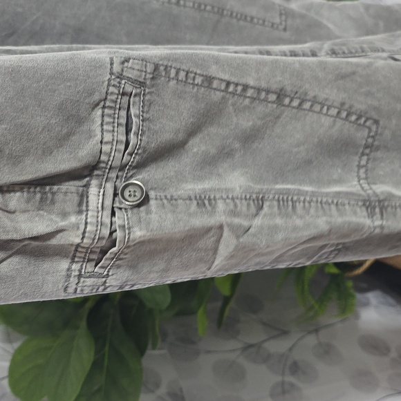 Aerie Essential Cargo Twill Jogger - Picture 9 of 11